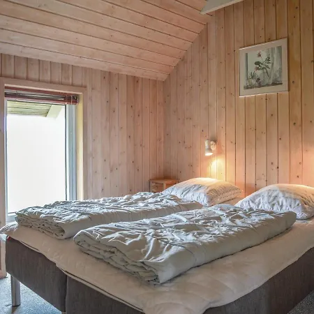 Three-bedroom Holiday In *